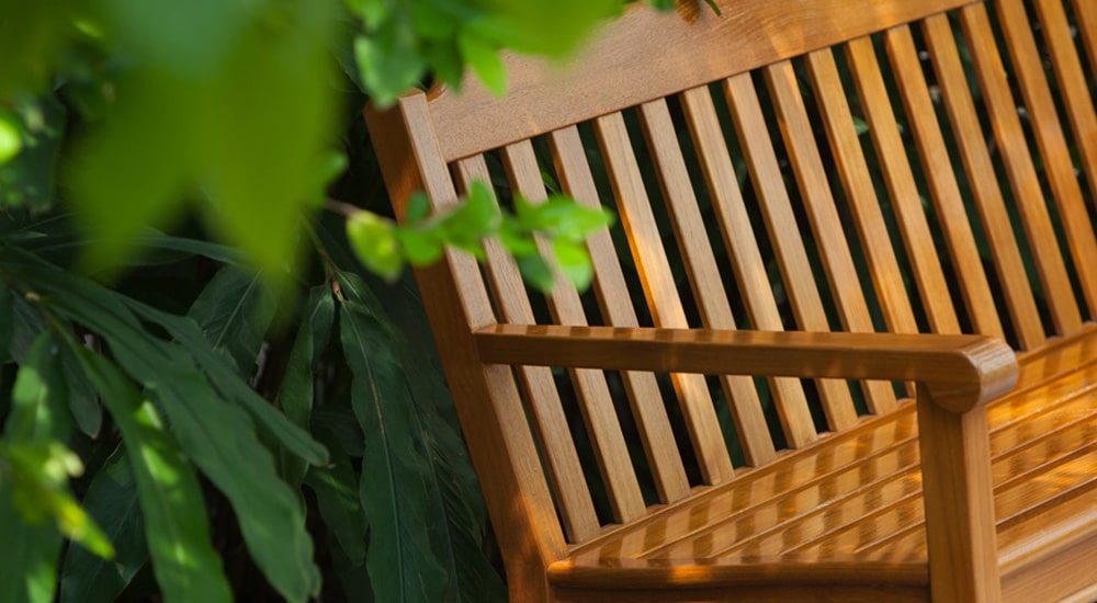 drevená stolička, drevená lavička, drevené záhradné doplnky, záhradný nábytok na mieru, drevené záhradné doplnky na mieru, záhradná lavička, teak, teakový záhradný nábytok