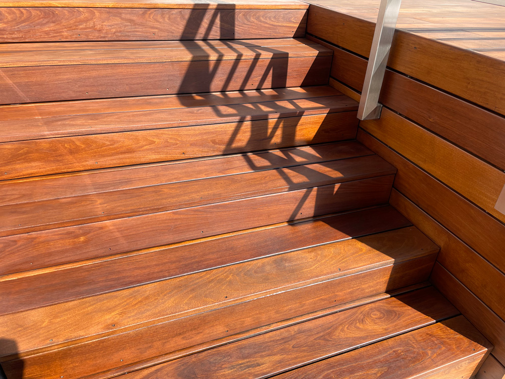 Renovácia drevených schodov